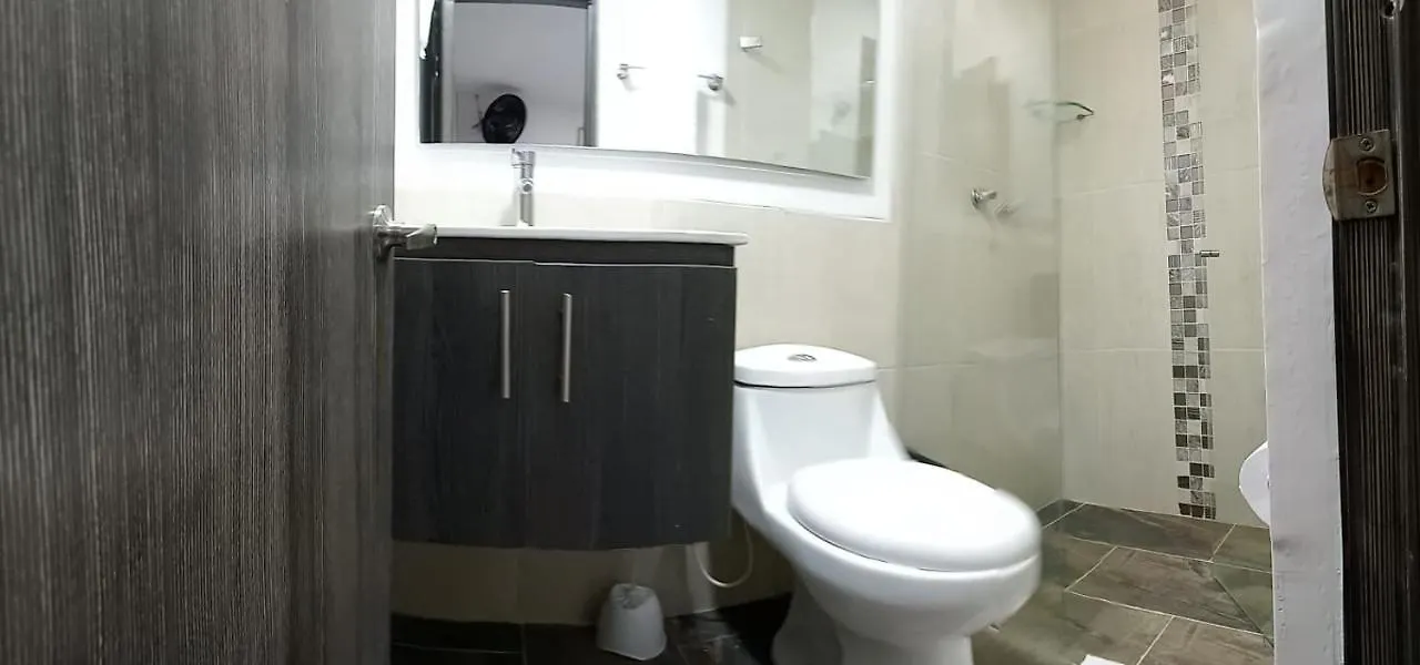 Hotel Jerusalen Estadio Медельин